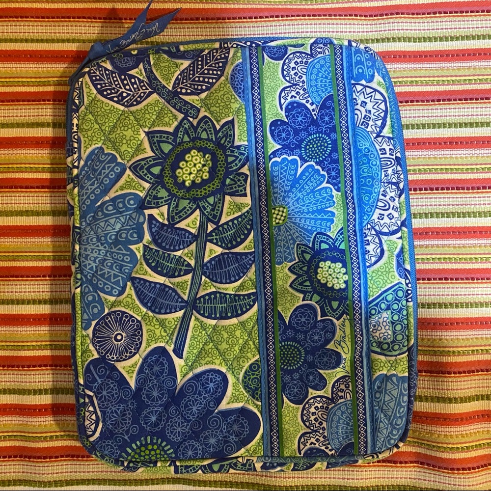 Vera Bradley IPad Sleeve